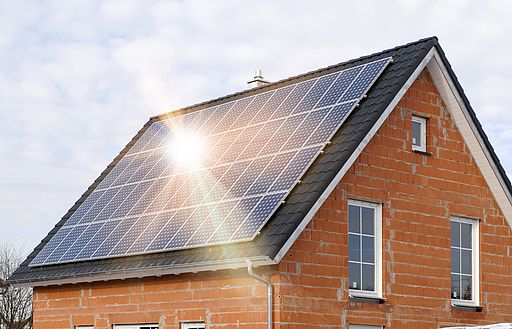 Zonnepanelen op een huis